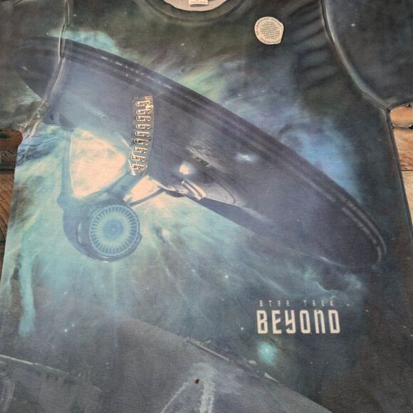 Star Trek Beyond Official AOP Sublimated USS Enterprise T-Shirt MENS LARGE NWT - Picture 3 of 6